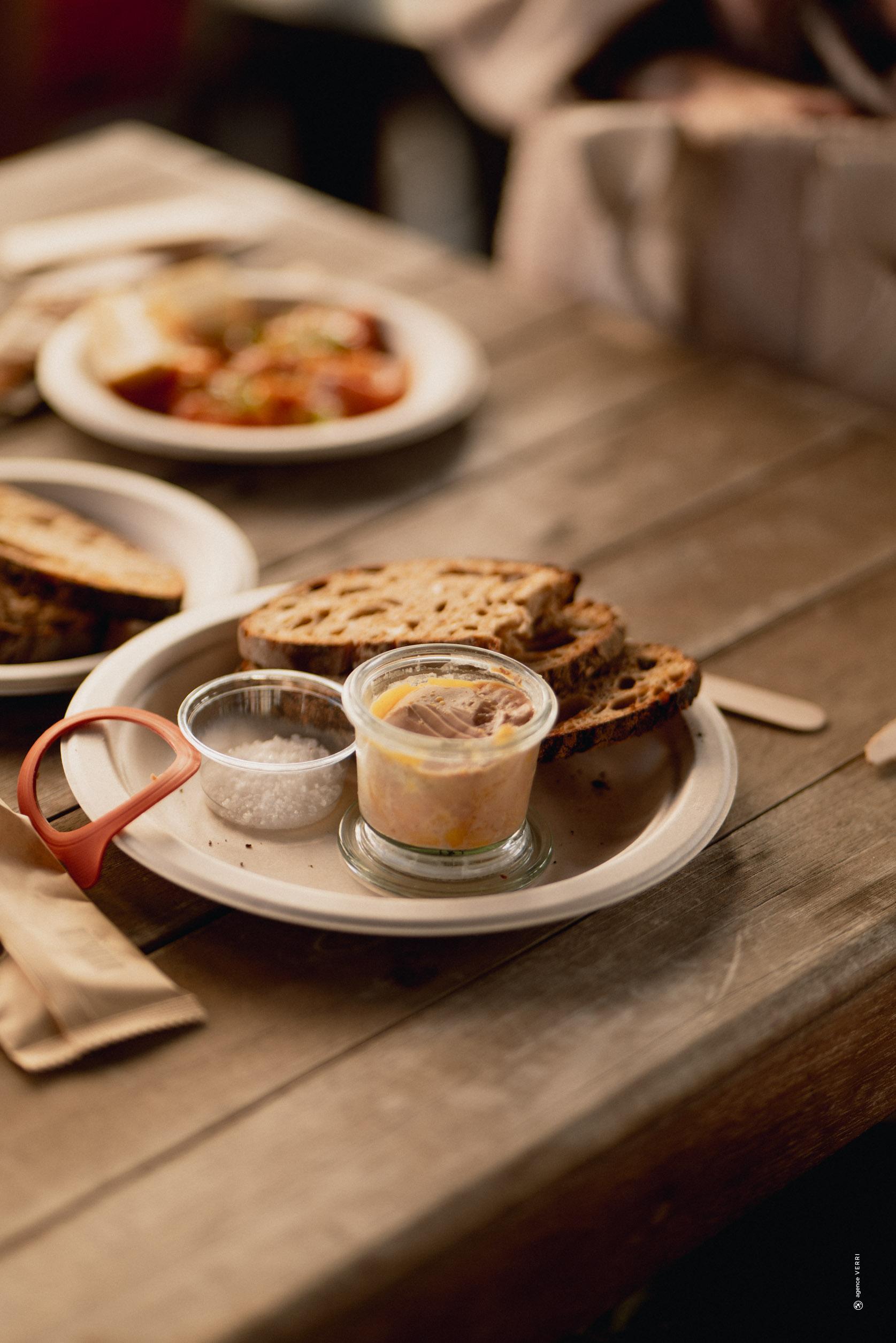 TABLE-EMILIE-RESTAURANT-CHALET-HALLES-2025-12-MARSEILLAN-VERRI-5