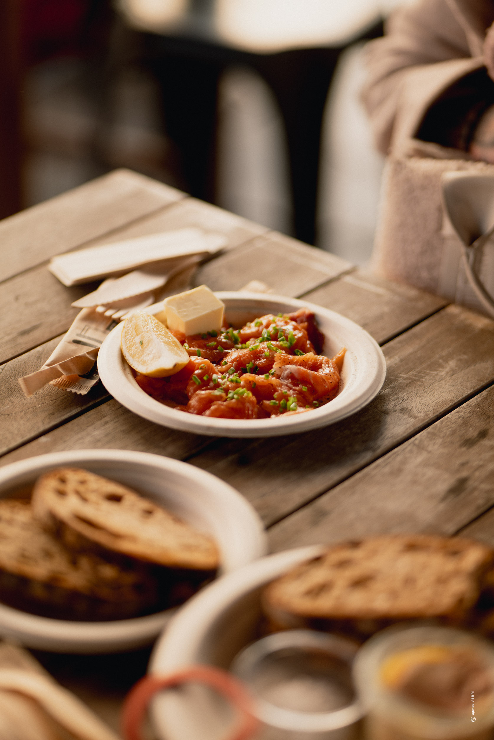 TABLE-EMILIE-RESTAURANT-CHALET-HALLES-2025-12-MARSEILLAN-VERRI-6